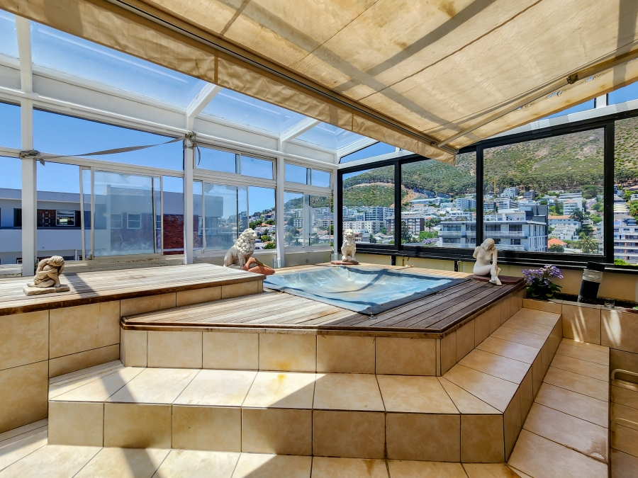 4 Bedroom Property for Sale in Sea Point Western Cape